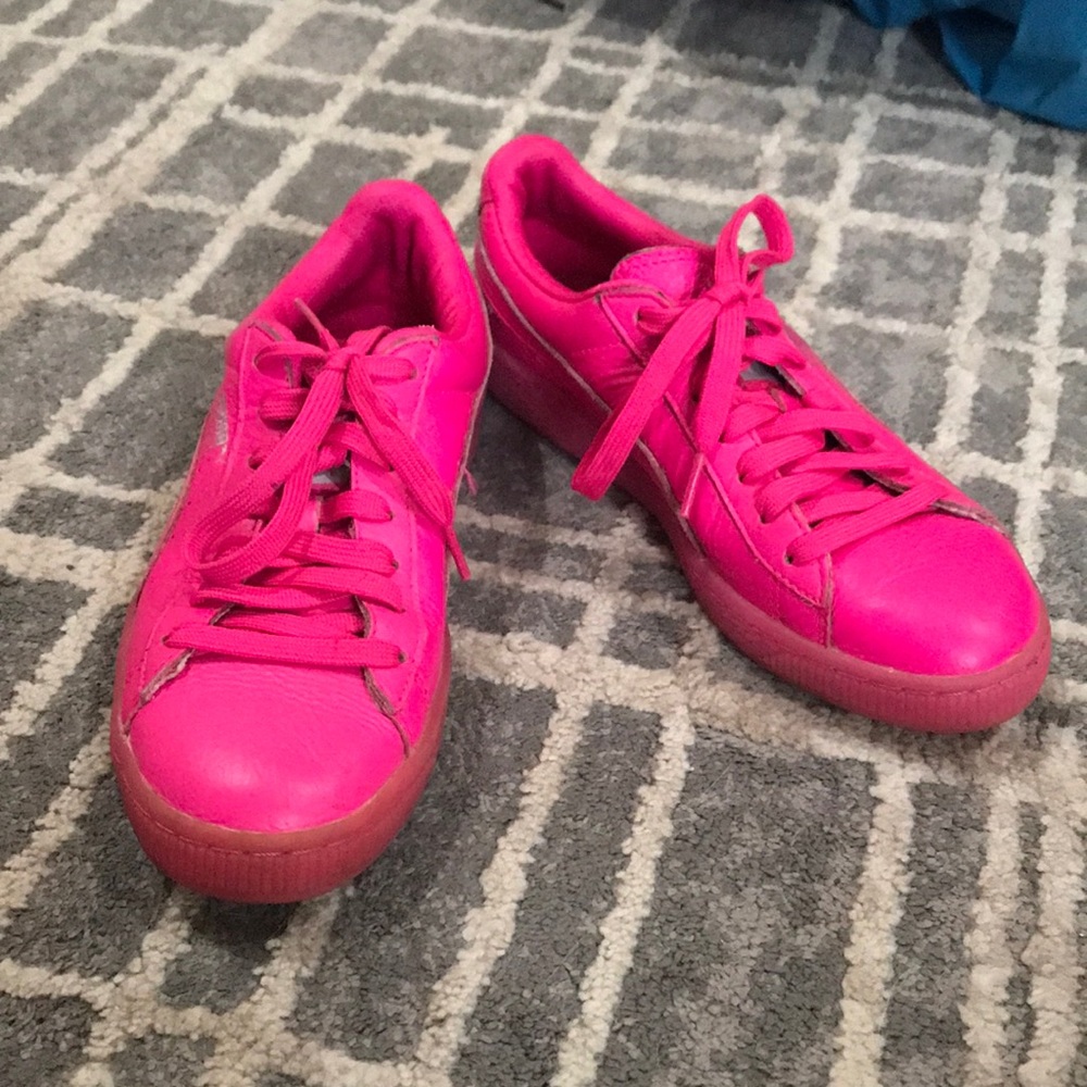 Fuschia Classic Puma Sneaker